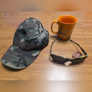 Camouflage Hat, Sunglasses, Coffee Cup Set